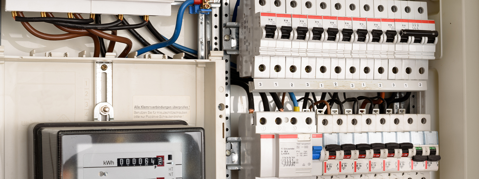 Elektroinstallation und Gebäudeautomation